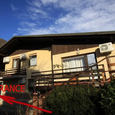 Na Kopitarjevi Laško