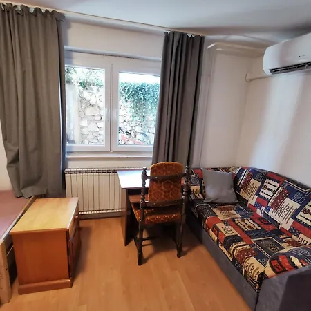 Na Kopitarjevi 3* Laško