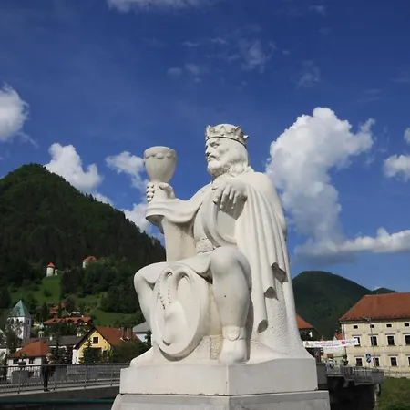 Na Kopitarjevi Gostinjska kuća Lasko