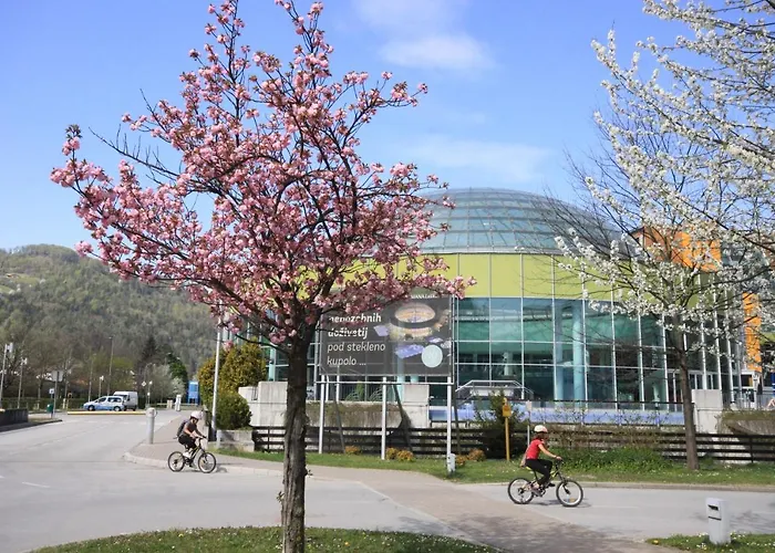 Na Kopitarjevi Πανσιόν