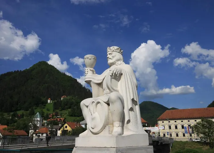 Na Kopitarjevi בית הארחה Laško